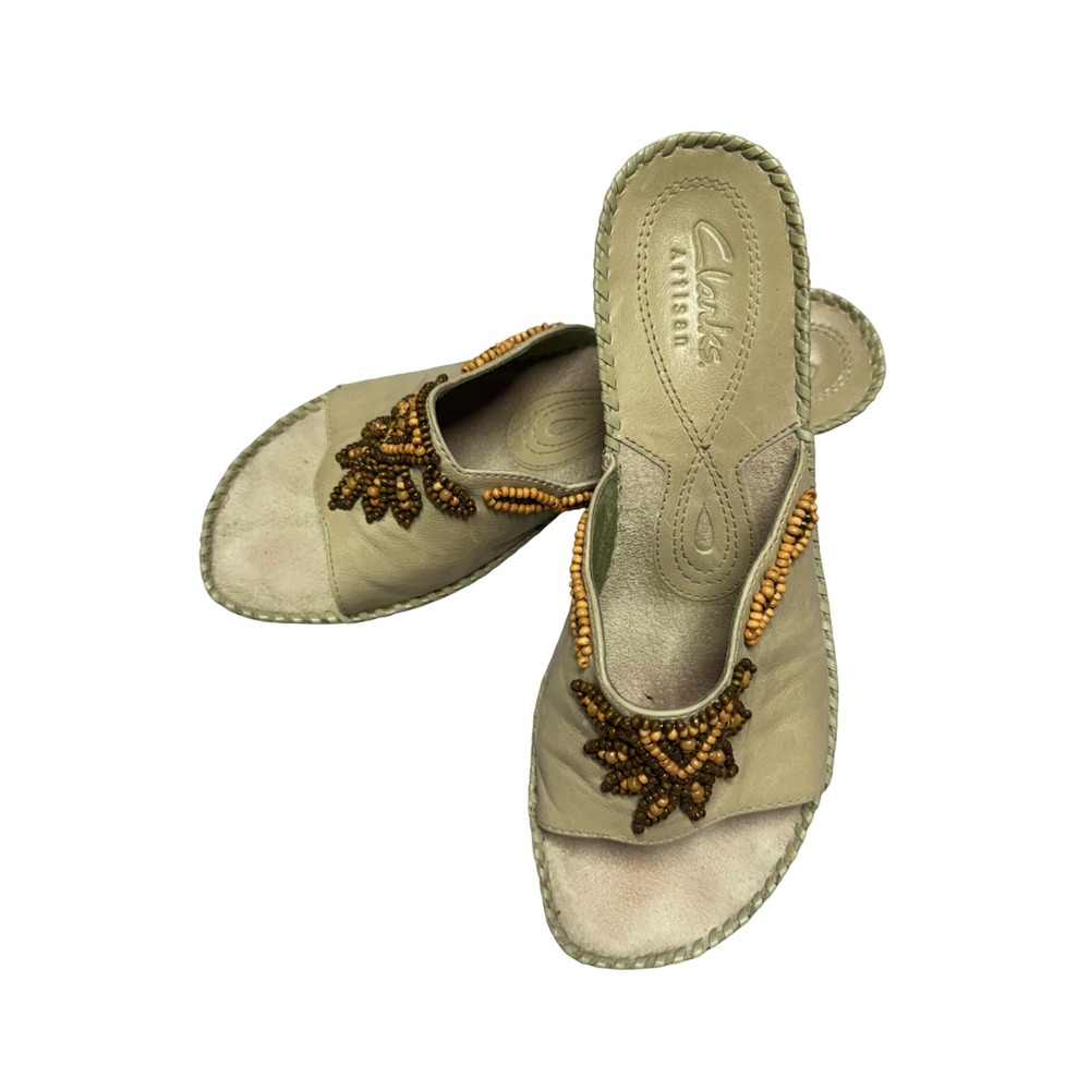 Clarks Artisan Green Leather Beaded Slide Sandals Kitten Heel Mules Womens 6.5